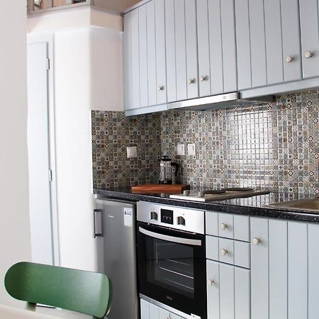 Cozy Guesthouse - Agios Romanos Eksteriør bilde