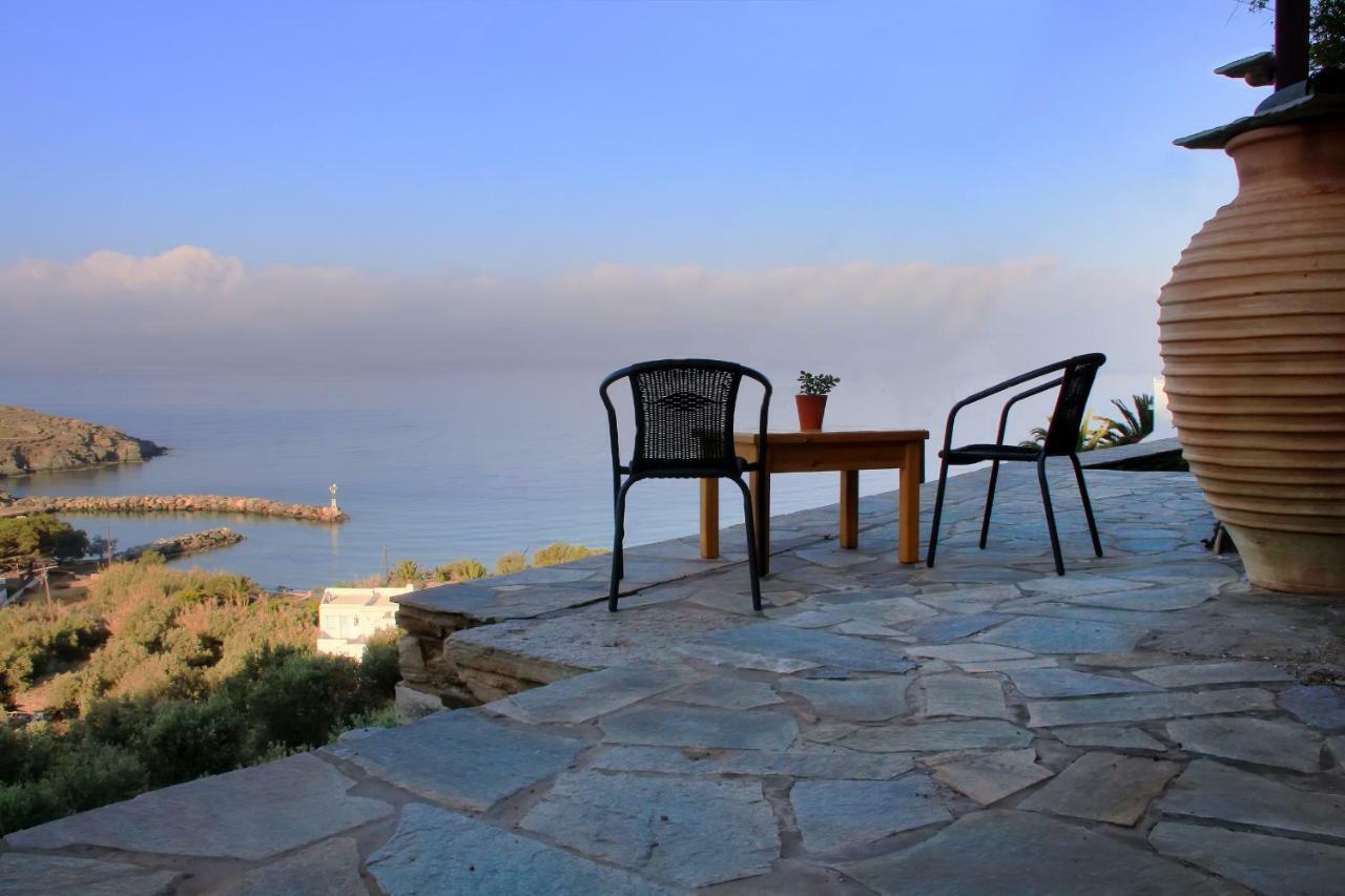 Cozy Guesthouse - Agios Romanos Eksteriør bilde