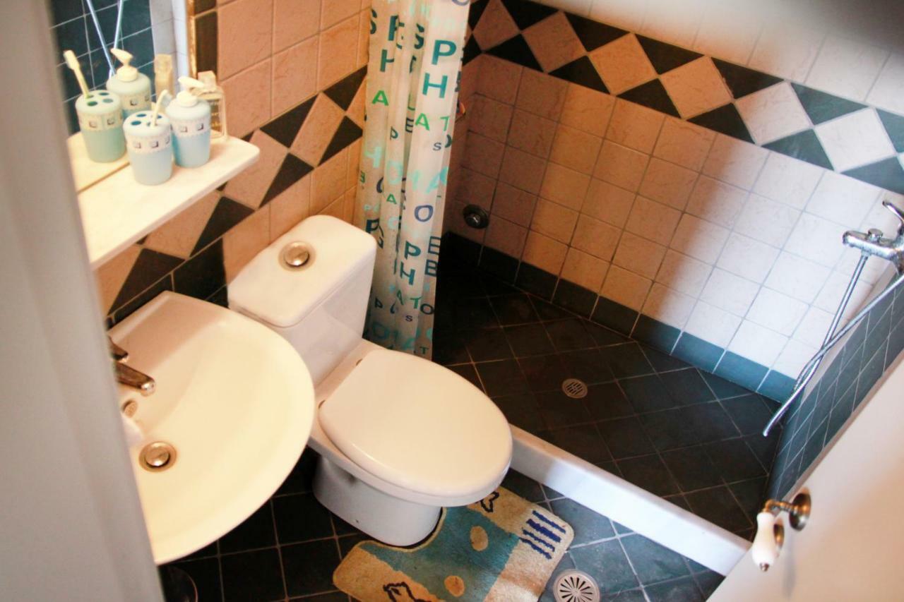Cozy Guesthouse - Agios Romanos Eksteriør bilde