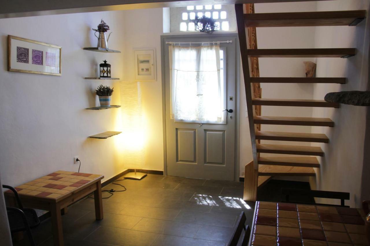 Cozy Guesthouse - Agios Romanos Eksteriør bilde